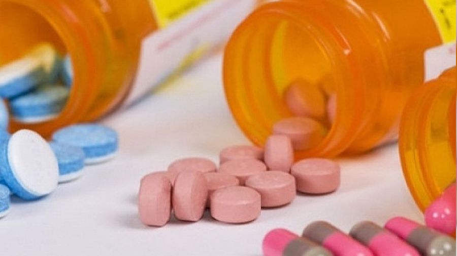 �stanbul'da 5 milyon liral�k ila� vurgunu