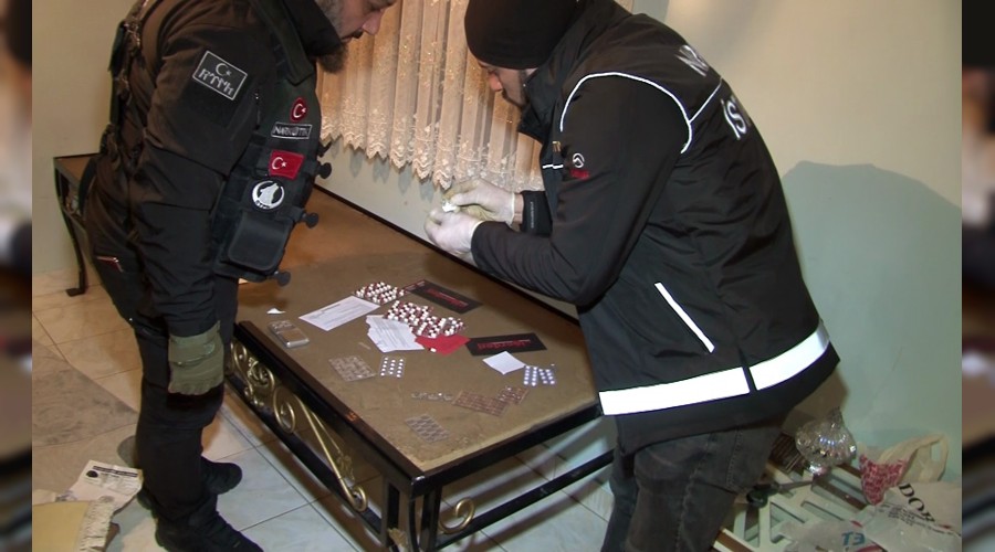 �stanbul�da b�y�k uyu�turucu operasyon