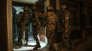 �stanbul'da DEA� operasyonunda 11 zanl� yakaland�