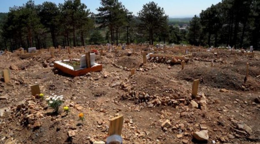 İstanbul'da ölümler Nisanda pik yaptı