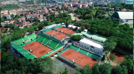 stanbul'da tenis turnuvas heyecan