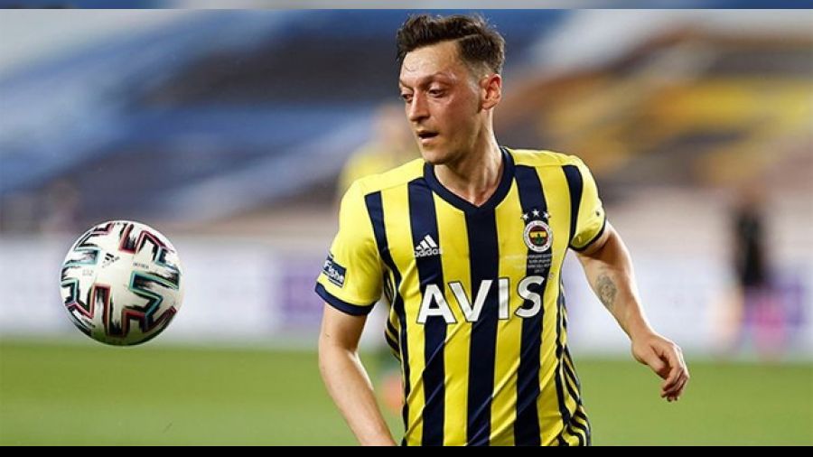 ��te Mesut �zil'in anla�t��� tak�m
