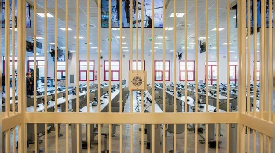 İtalya'da mafya davası başladı