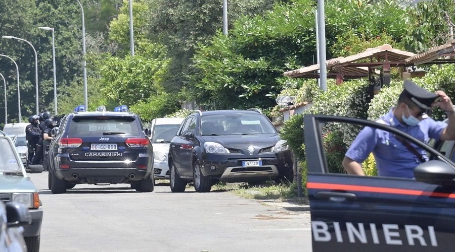 �talya'da silahl� sald�r�: 2'si �ocuk 3 �l�