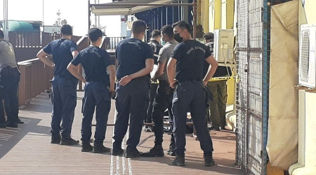 İzmir'de bugünde denizde erkek cesedi bulundu