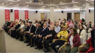 �zmir�de Prof. Dr. Haydar Ba� i�in g�rkemli anma