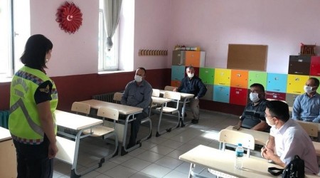 Jandarmadan servis sürücülerine eğitim