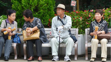 Japonya'nın yüzde 15'i 75 yaşını geçti!