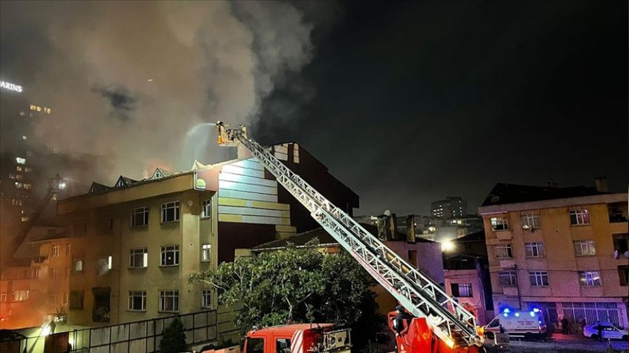 Kadıköy'deki patlamada 3 can kaybı