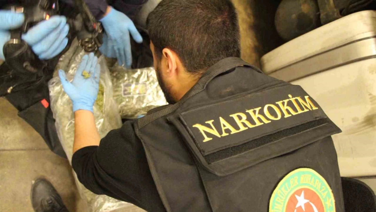Kapıkule'de 220 kilogram uyuşturucu ele geçirildi