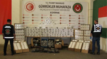 Kapıkule'de milyonlarca liralık kaçak malzeme ele geçirildi