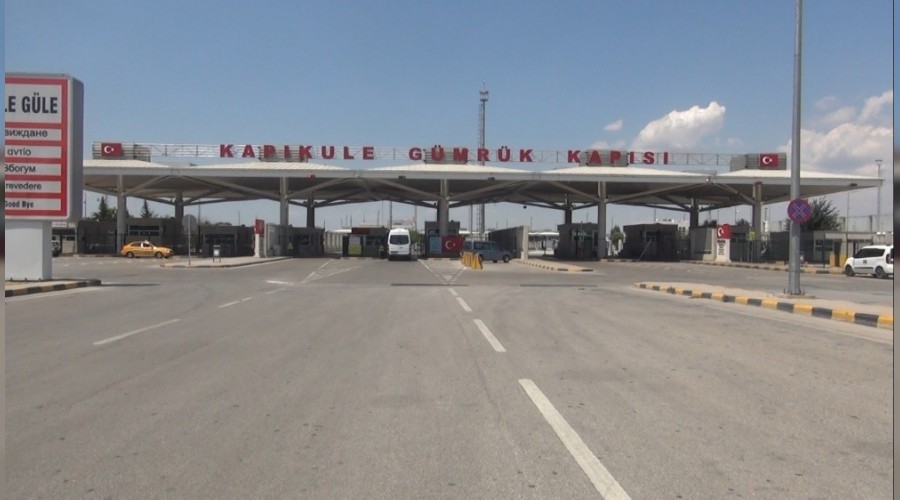 Kapıkule'de TIR yoğunluğu
