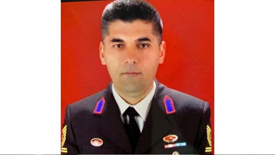 Karakol komutanı evinde ölü bulundu