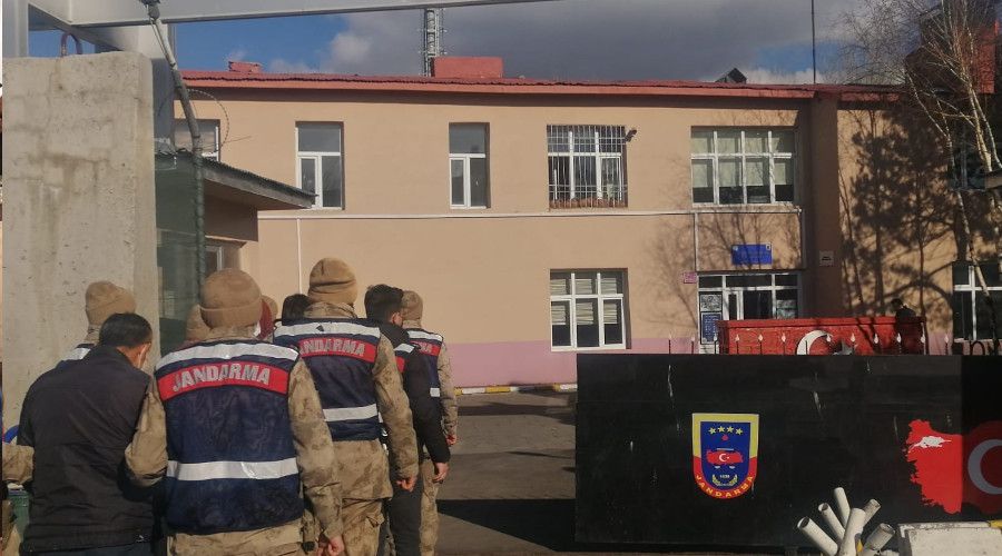 Kars'ta jandarma hayvan h�rs�zlar�na g�z a�t�rm�yor