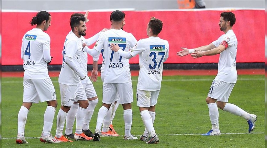 Kasmpaa, ilk mata galip: 2-1