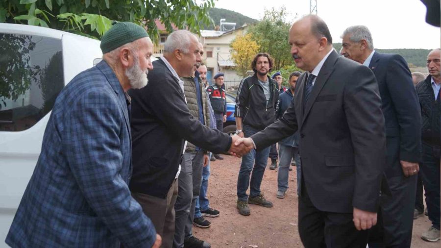 Kastamonu'da evi yananlara 44'er bin lira yardım yapılacak