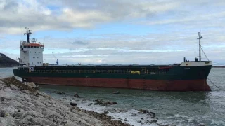 Kastamonu'da karaya oturan geminin çekilecek
