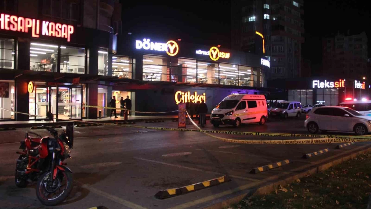 Kayseri'de yan bakma' kavgas: 1 l, 1 yaral