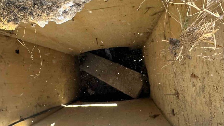 Kazadan sa� kurtuldu, telefonunu ararken 4 metrelik �ukura d��t�