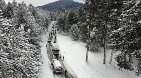 Kazdalar'nda buzlanan yollar ileye dnd