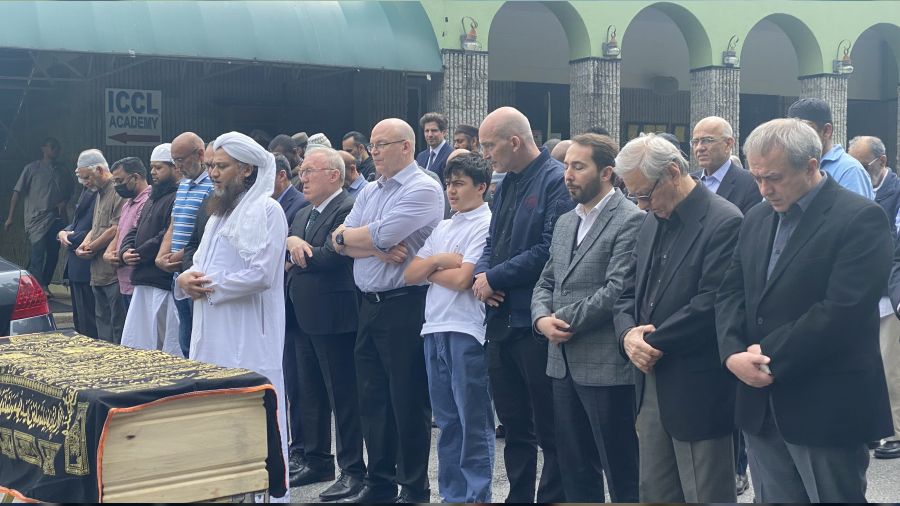 Kemal Derviş'e sade cenaze töreni
