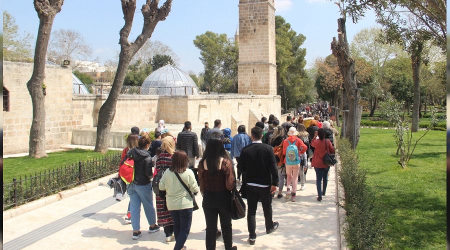 'K�rm�z�'dan ka�mak i�in �anl�urfa'y� tercih ediyorlar