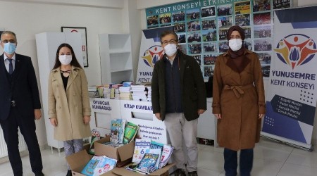 Yunusemre'de kitap ve oyuncak kampanyası