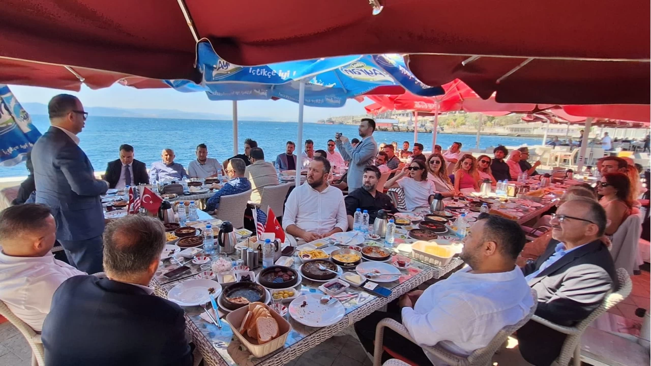 Kocaeli'de dikkat çekici buluşma