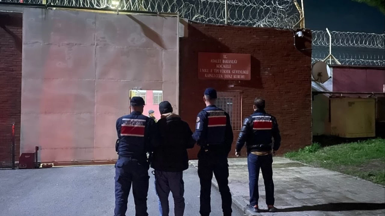 Kocaeli'de terör örgütü DEAŞ operasyonu: 3 gözaltı