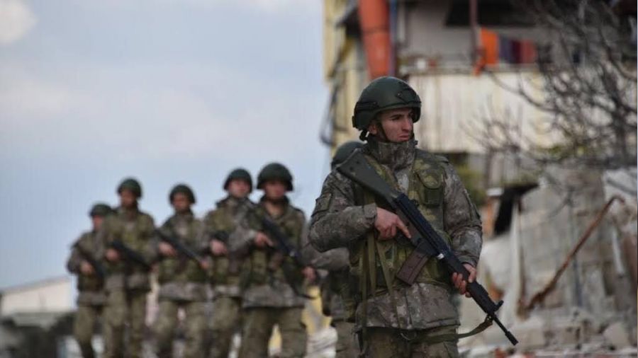 Komandolar Hatay b�lgesinde asayi� sa�l�yor