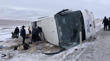 Konya'da otobs arampole devrildi: 5 l, 42 yaral