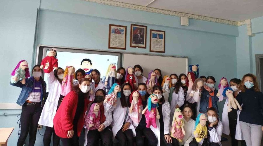 Köyceğiz'de kukla tasarımı eğitimleri devam ediyor