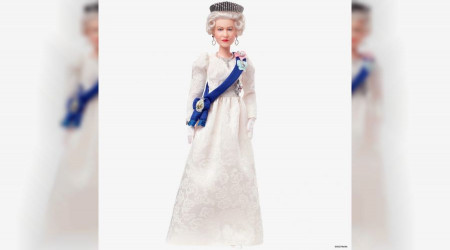 Kralie Elizabeth'in Barbie bebei karaborsaya dt