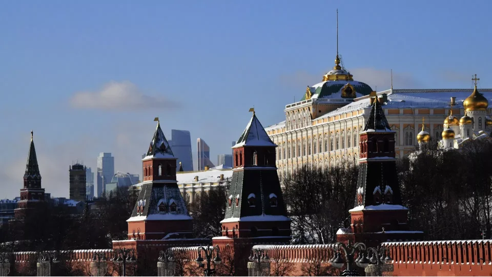Kremlin Ukrayna'da ��z�me ili�kin duru�unu bir kez daha yineledi