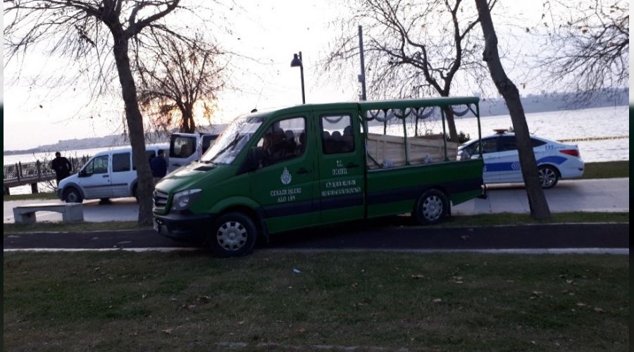 Kkekmece'de denizde erkek cesedi bulundu