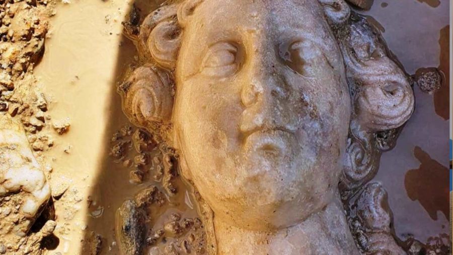 Kütahya'da 'Eros', 'Dionysos' ve 'Herakles' heykel başları bulundu