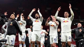 Leeds United, 45 yıl aradan sonra Old Trafford'da galip geldi