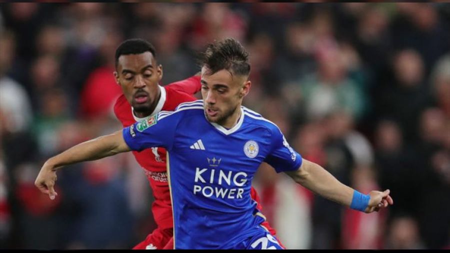 Leicester'�n Yunus Akg�n�e g�veni tam