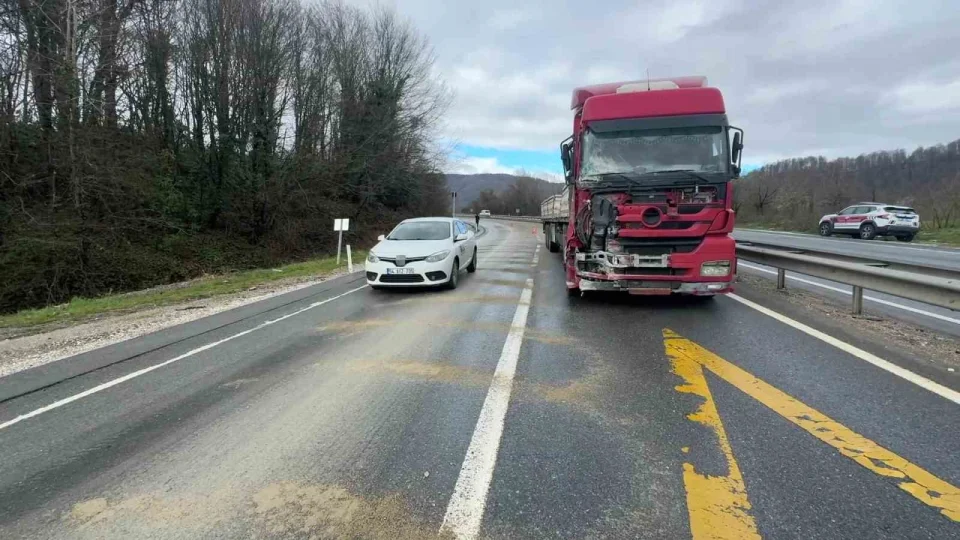 Makaslayan t�r kara yolunu kapatt�