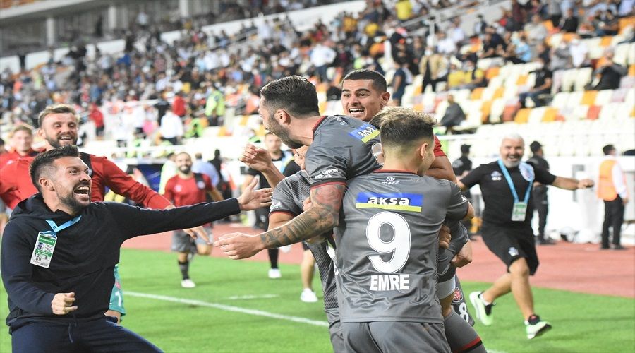 Malatya'daki gol d�ellosunu Karag�mr�k kazand�