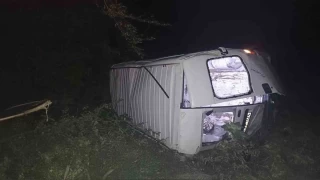 Malkara'da otomobil ile minibüs çarpıştı: 15 yaralı