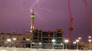 Mekke'de Mescid-i Haram'a ya�mur ya�d�
