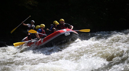 Melen Çayı'nda rafting tutkunları adrenalin patlaması yaşadı