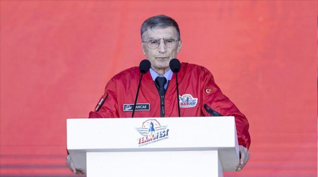 'Memleketimizi sevmekten asla vazgeçmeyin'