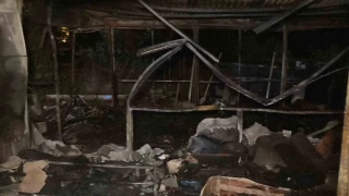 Mersin'de ev yangnnda 1 kii hayatn kaybetti