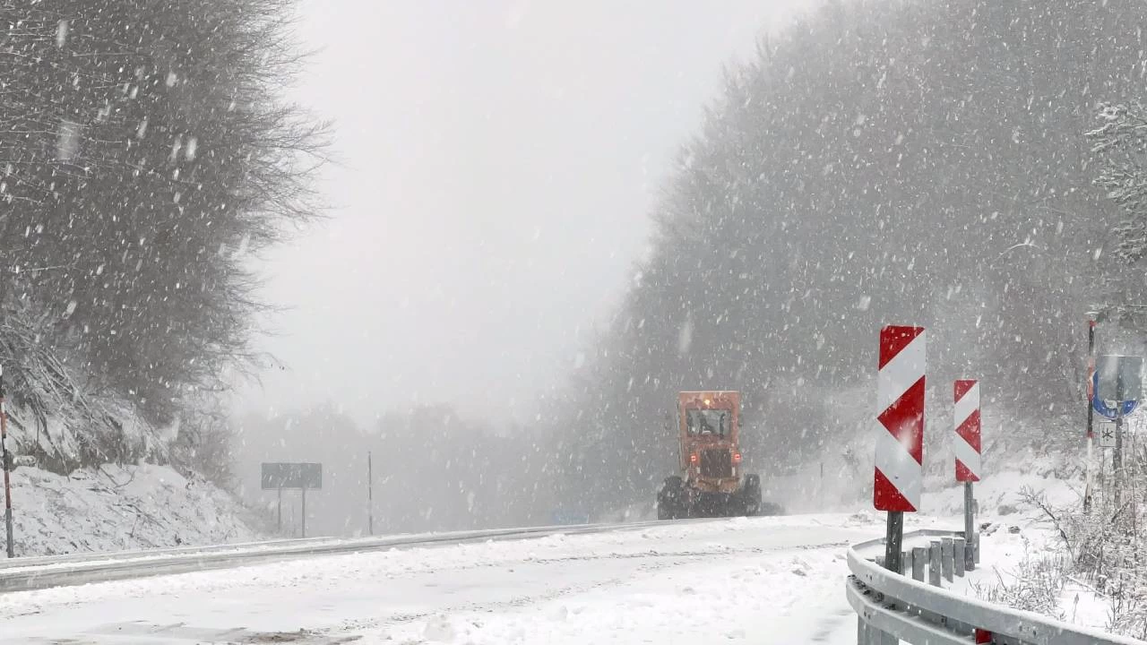 Meteoroloji bir ok il iin frtna ve ya uyars verdi: Hava scakl dyor