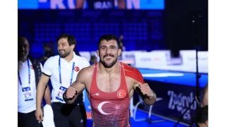 Milli grei Ahmet Ylmaz, Dnya ampiyonas'nda bronz madalya ald