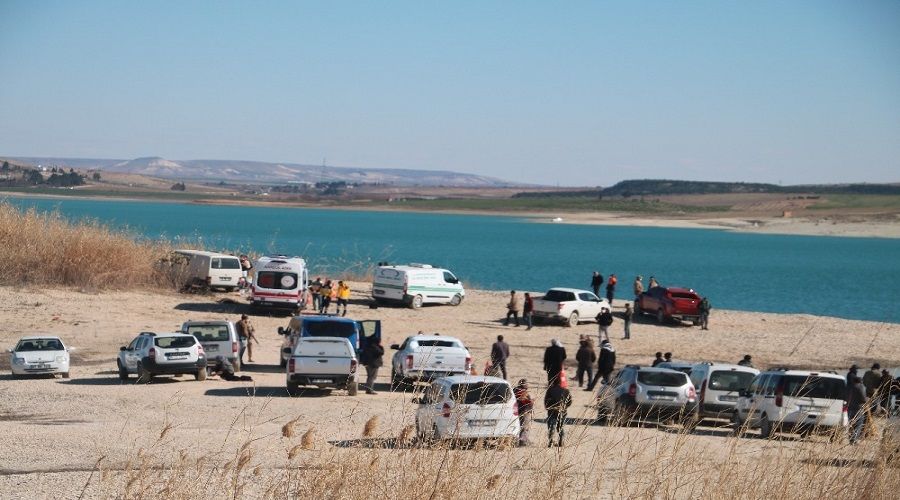 Minib�ste k�m�r facias�: 3 �l�