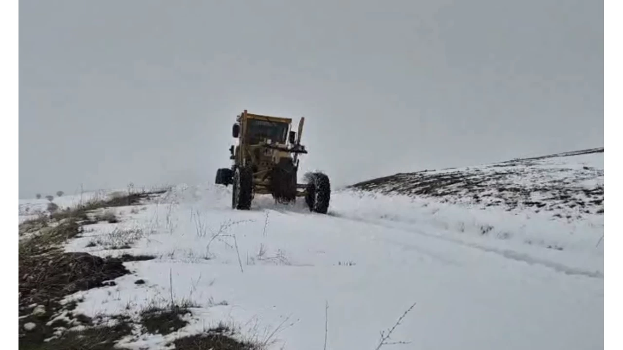 Mu�'ta kar ya����: 55 k�y yolu ula��ma kapand�