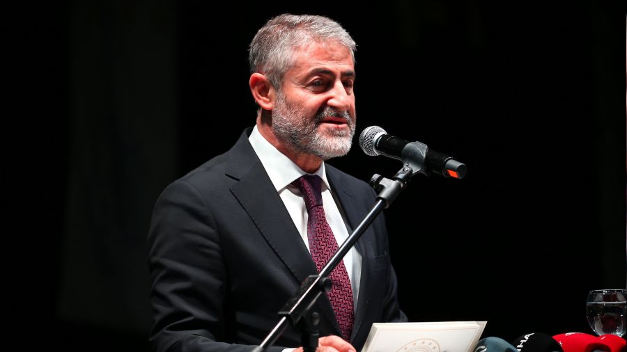 Nebati'den pembe tablolar